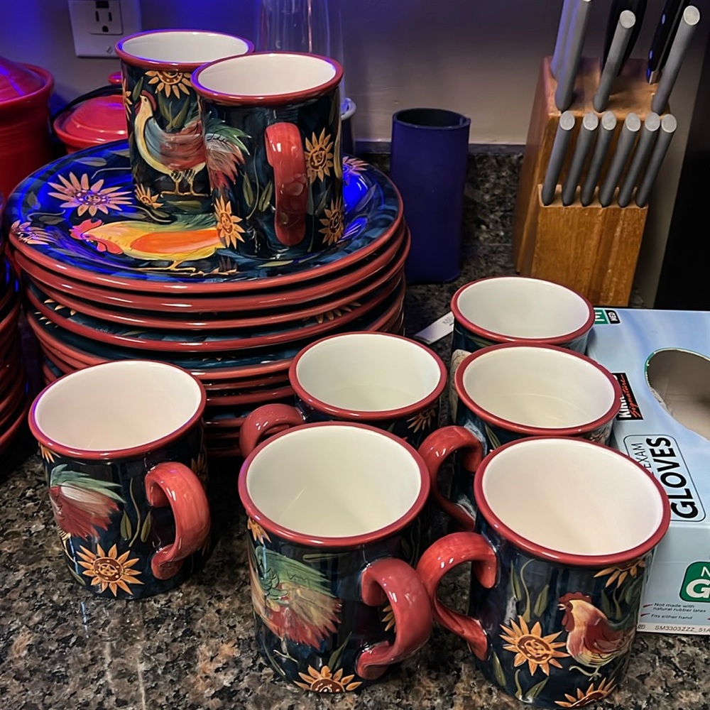 16 Retired Certified International Susan Winget Sunrise Rooster Salad Plates